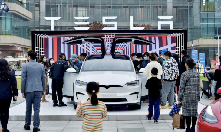 tesla analyst states giga shanghai production cut is “not” about chinese competition