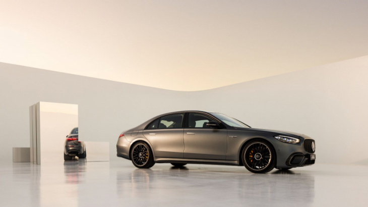 mercedes-amg s 63 e performance debuts as one potent phev saloon