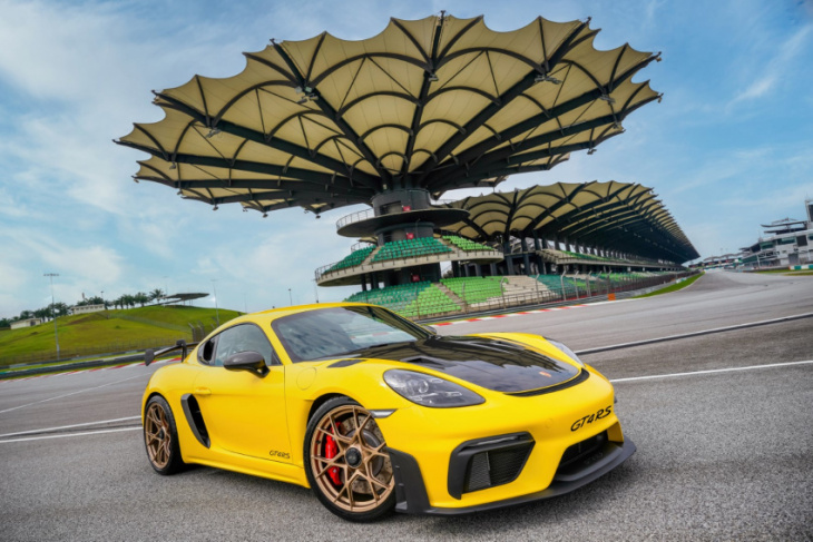 porsche 718 cayman gt4 rs is now in malaysia - got rm1.5 million?
