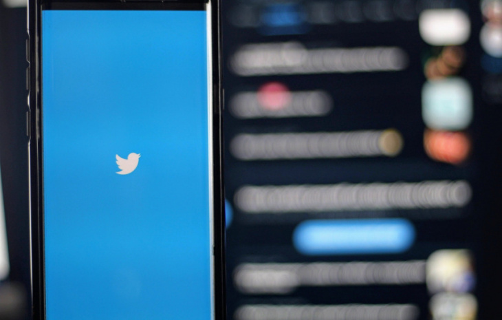 how to, elon musk hires iphone hacker, tesla rival to fix twitter's search