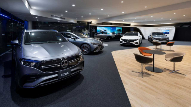 mercedes-benz opens first ev-only dealership, and it's outside germany