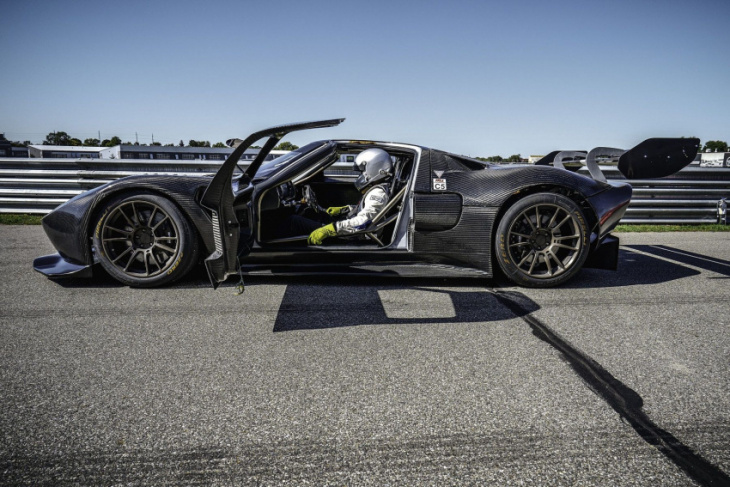 these unused 2005 ford gt chassis will become 1,500-hp track cars