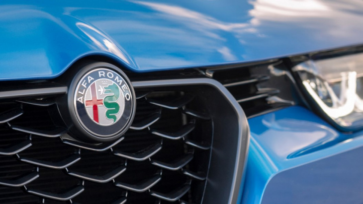 new all-electric alfa romeo b-segment suv scheduled for launch in 2024
