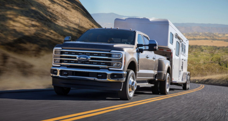 summarized in under five: 2023 ford super duty (video)