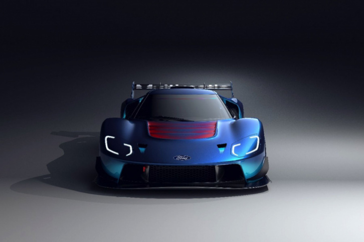 the final ford gt has 800 hp and is for track use only