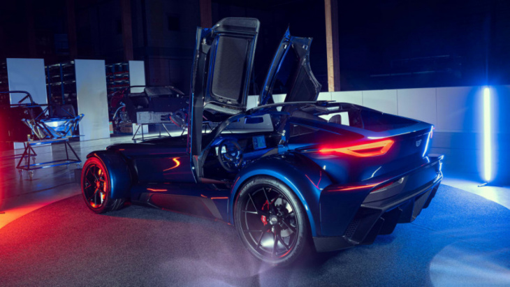 new donkervoort f22 arrives with 500bhp weighing 750kg 