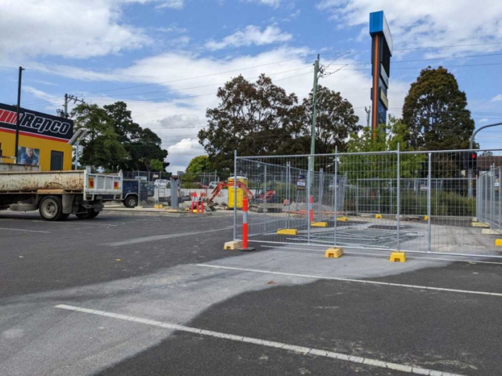 tesla’s biggest supercharger site in australia to open next month