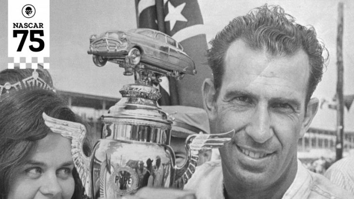 how ned jarrett won the 1965 nascar southern 500 at darlington ... by 14 laps!