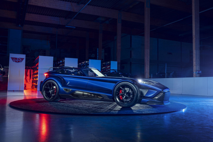 donkervoort's new f22 is a 492-hp audi-powered supercar