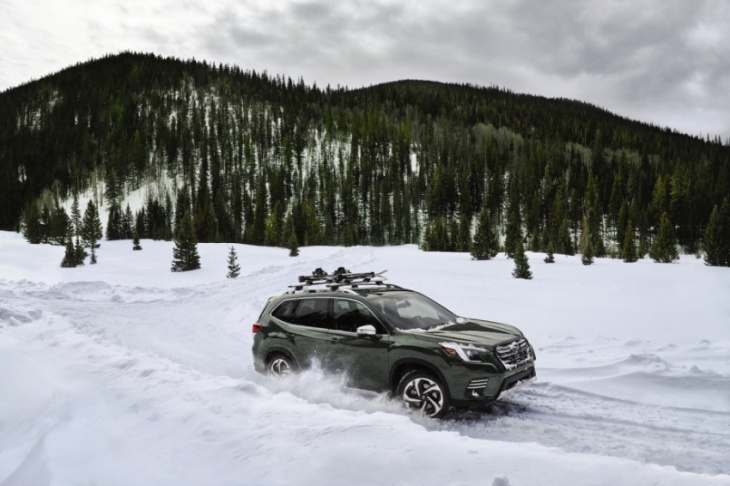 2023 subaru forester whooped the 2023 toyota rav4 prime on consumer reports