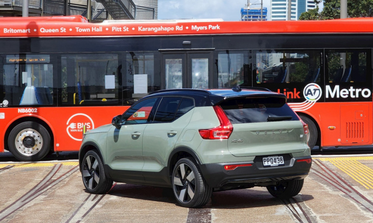 volvo xc40 ultimate recharge review: tough little robot goes pure electric
