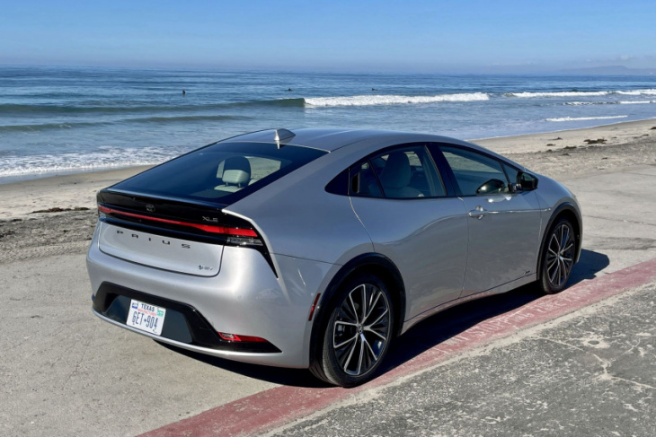 first drive: 2023 toyota prius awd