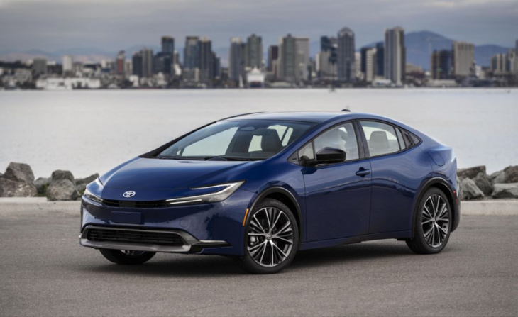 2023 toyota prius specs revealed: better in some ways, worse in others