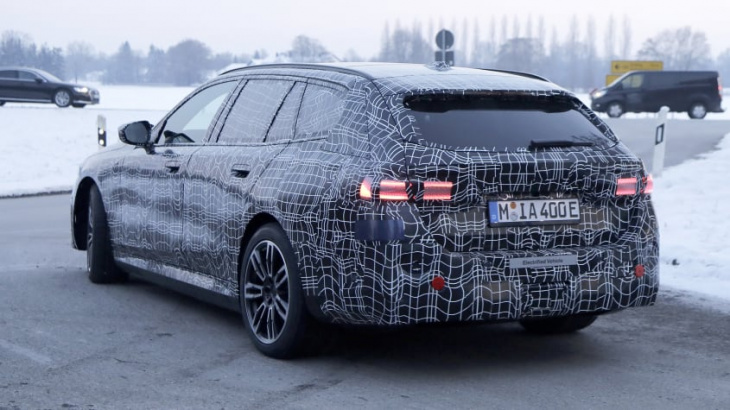electric bmw i5 to be available as a saloon and estate