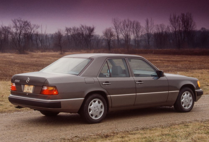tested: 1992 mercedes-benz 400e is your rational v-8 benz