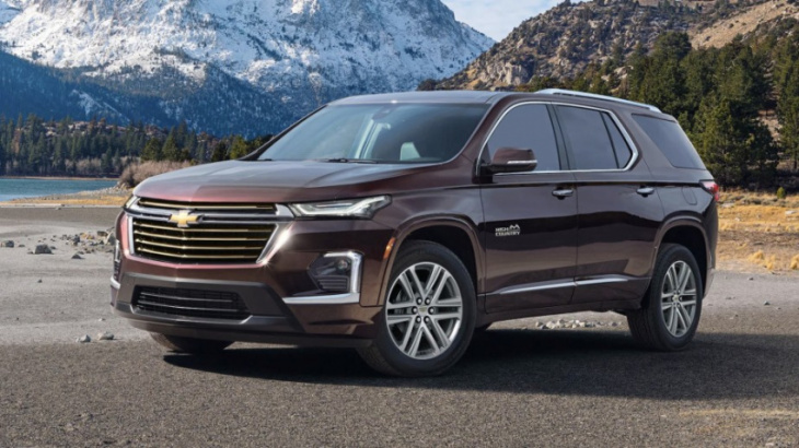 the 2023 chevy traverse is a worthy kia telluride opponent