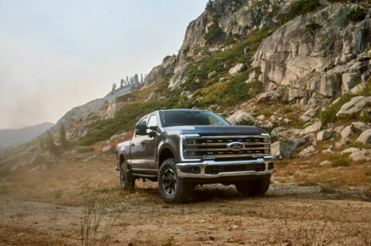 ford’s 2023 6.7-liter power stroke diesel blasts past ram and chevy