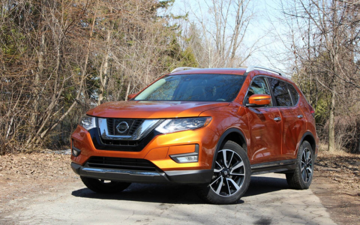 2017 nissan rogue owners told to park outside due to fire risk