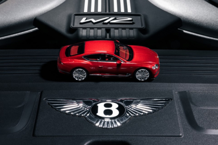 bentley’s sold out bacalar and continental gt speed now available in 1:43 miniature