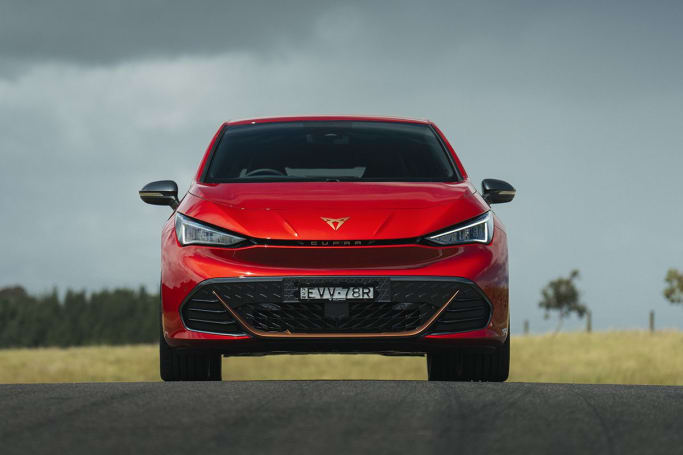 android, cupra born 2023 review: track test
