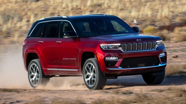 jeep quietly kills off v-8 engine option in two-row grand cherokee