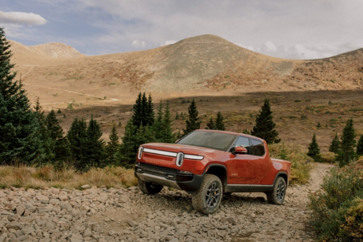 2022-23 rivian r1t proves itself by earning the highest safety award