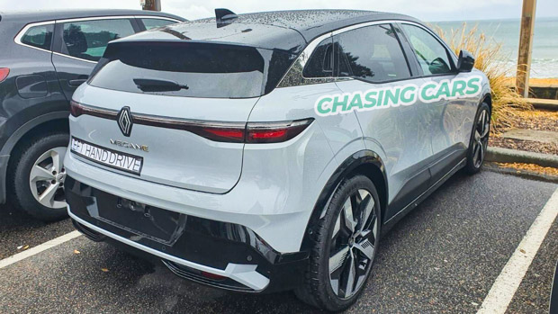 renault megane e-tech spotted in australia ahead of release date in q3 2023