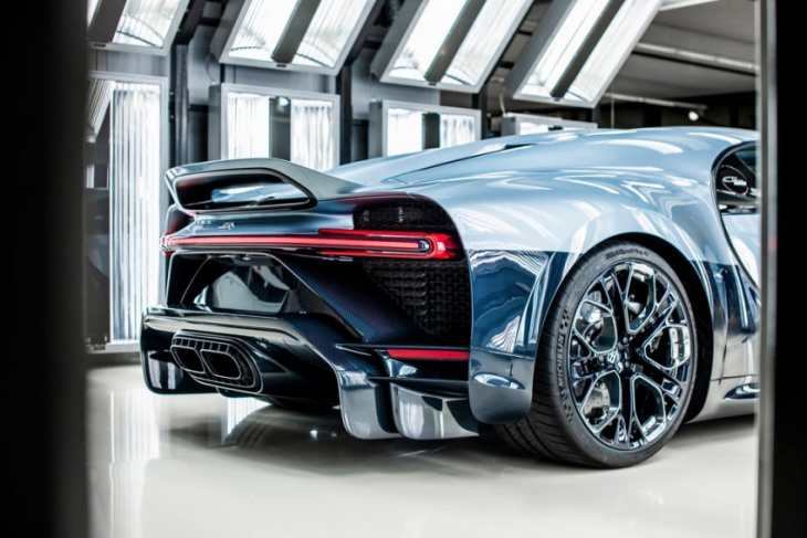 bugatti is auctioning off a one-off chiron trim that never made it to production