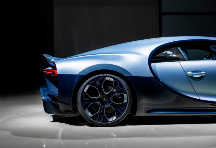 one-off bugatti chiron profilée heads to charity auction