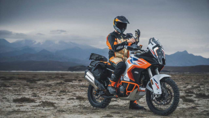 2023 ktm 1290 super adventure r doesn't need roads to have a good time