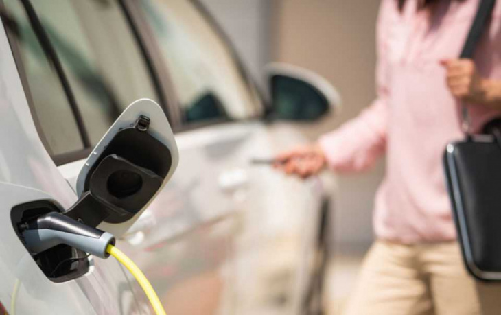 half of car buyers would consider an ev if they had workplace charging