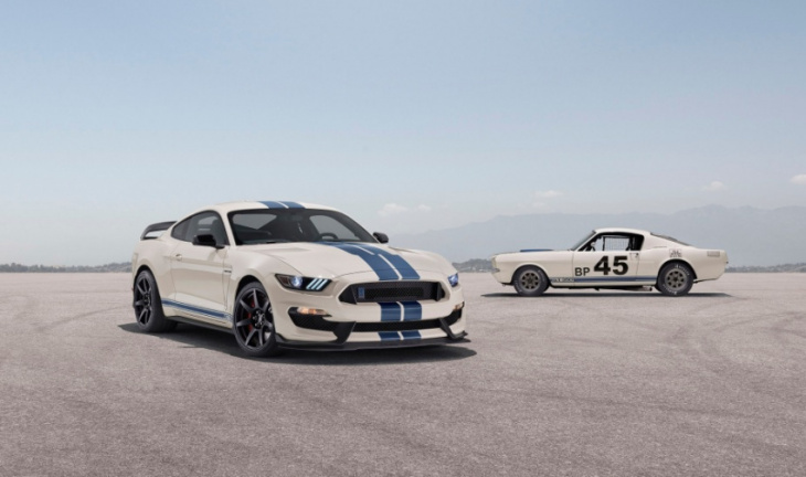 will the shelby gt350 lose fame to the new dark horse?
