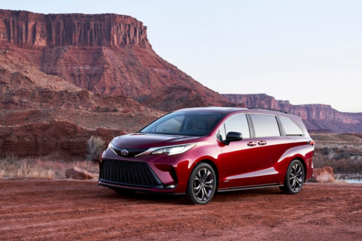 the off-road toyota sienna minivan is a total beast