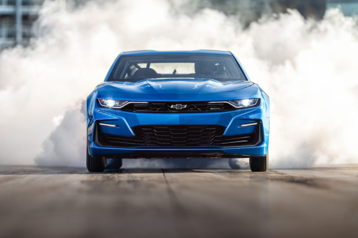 news roundup: a 1,004-hp copo camaro, canada's new zev mandate, and more