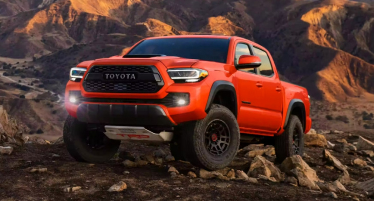 here’s how the 2023 toyota sr5 stacks against the tacoma trd pro