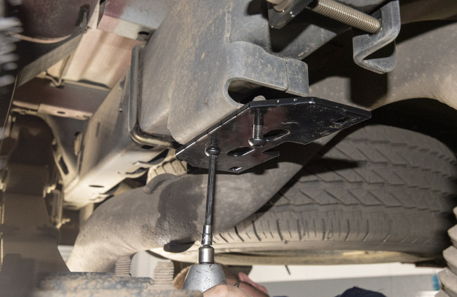 how to install air bags for better towing with your pickup