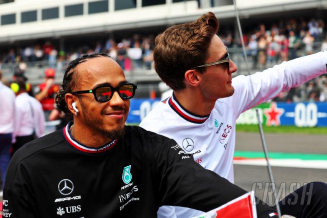 lewis hamilton told by sebastian vettel: “george russell has talent and skill to become champion”