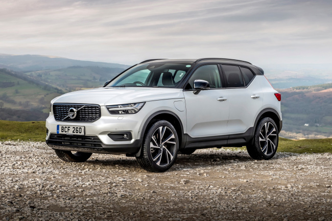 2023 volvo xc40 recharge and c40 recharge get better range and power