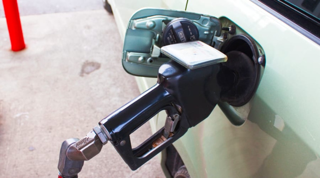 how much should you pay for fuel?