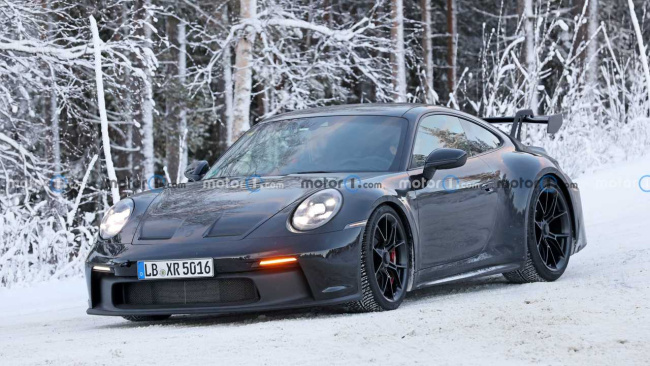 refreshed porsche 911 gt3 spied during cold-weather testing