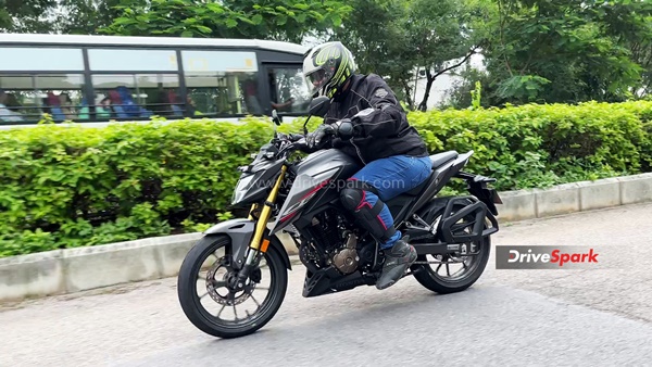 honda, honda cb300f, honda cb300f 350 review, honda cb300f first ride review, honda cb300f 350 specs, honda cb300f 350 images, honda cb300f 350 features, honda cb300f riding impressions, honda cb300f prices , honda, honda cb300f, honda cb300f 350 review, honda cb300f first ride review, honda cb300f 350 specs, honda cb300f 350 images, honda cb300f 350 features, honda cb300f riding impressions, honda cb300f prices , honda cb300f first ride review - aggressive fighter neutered by head scratching price tag