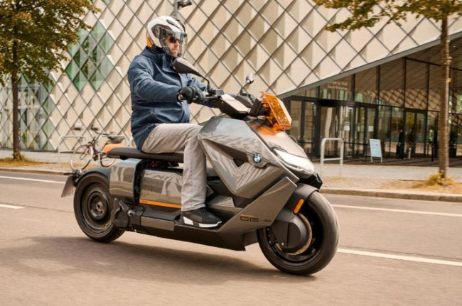BMW CE 04 electric scooter showcased in India, Indian, 2-Wheels, BMW Motorrad, CE 04, Electric Scooter