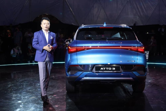 electric vehicle ev, byd, byd malaysia, byd showroom malaysia, sime darby motors, sime darby motors byd, byd trec kl, byd to open 40 showrooms in malaysia by 2024, starting with trec kl