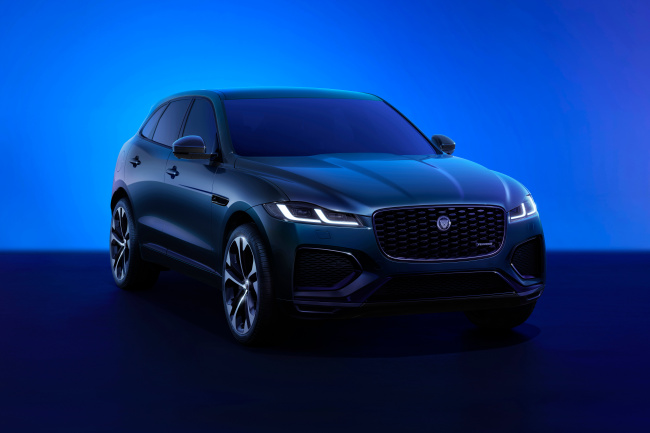 new jaguar f-pace 2023 facelift: enhanced tech and better phev range