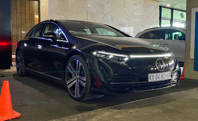mercedes-benz, mercedes-benz eqs, mercedes-eq, first drive in the r2.6-million mercedes-benz eqs in south africa