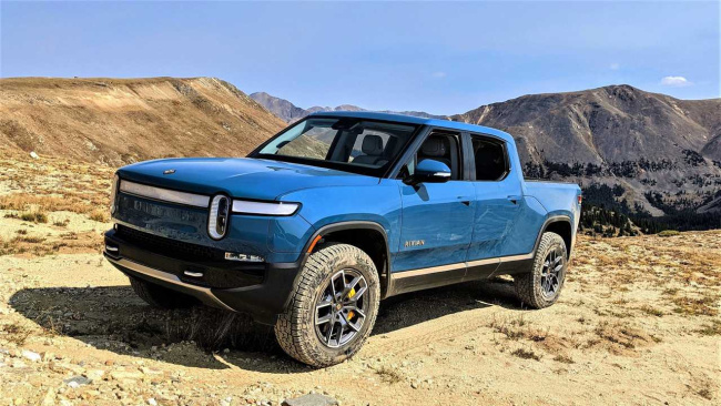 rivian r1t and r1s get more range from software update