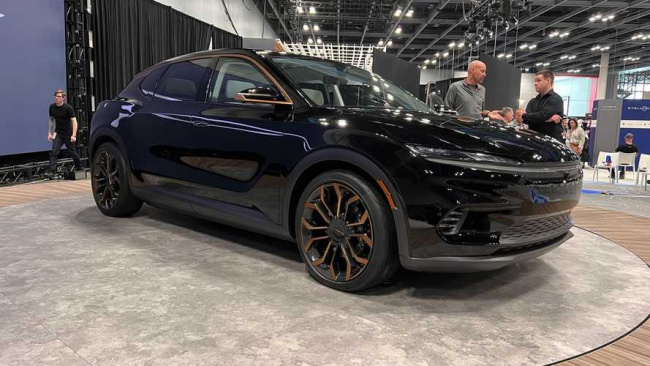 chrysler could show another revised airflow ev concept at ces 2023