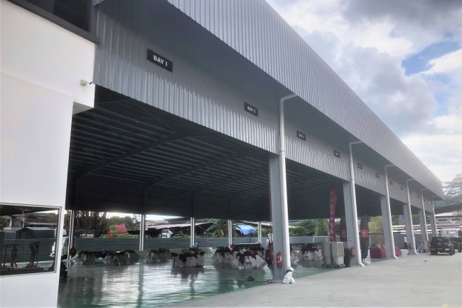 batu pahat, hino, chee heng workshop & automobile sdn bhd, hino motors sales (malaysia) sdn bhd, malaysia, hino dealer in batu pahat upgrades to 3s centre to provide better sales and aftersales