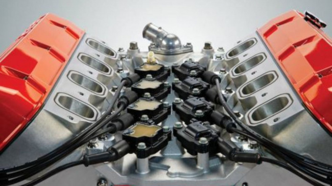 chevy’s v8 engine is the largest and most powerful crate engine in the brand’s history