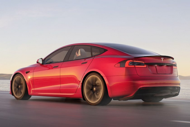technology, industry news, government, california bans tesla from calling software full self-driving